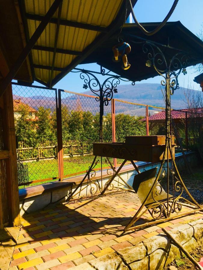 Будинок В Горах Polyana  Esterno foto